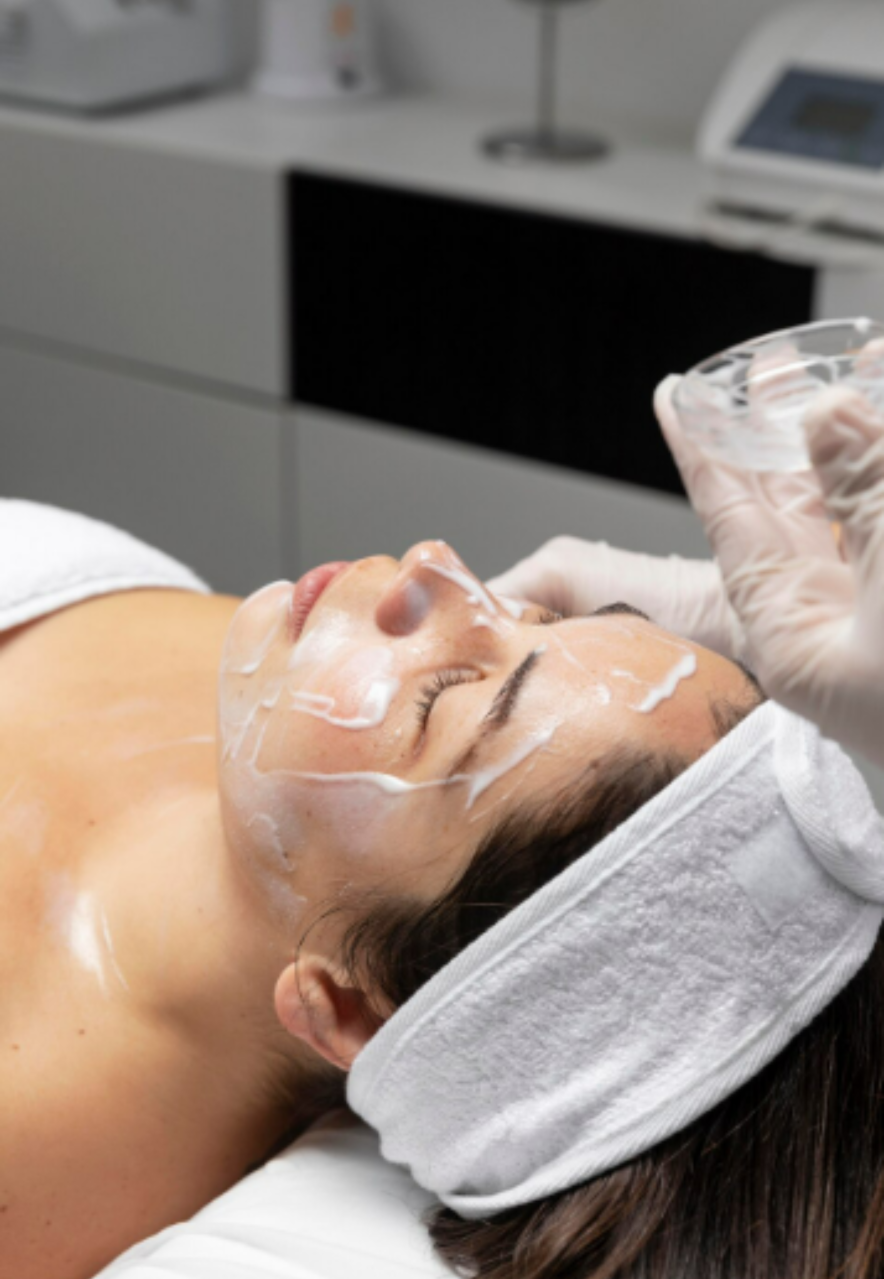 Lazer Peel w Klinice Naturalnie w Czeladzi
